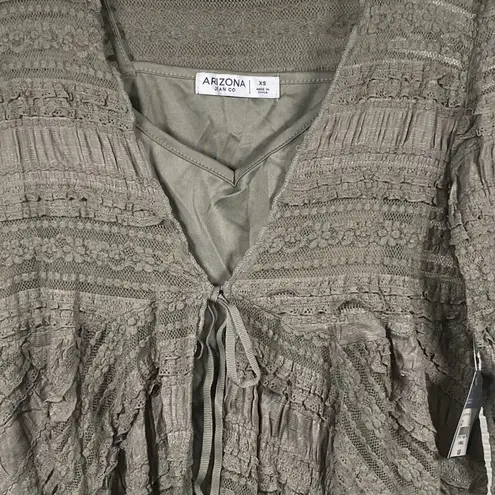 Arizona NWT Jean Co Juniors Size XS Tie Front Long-Sleeve Crop Top Moss Green