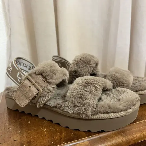 Koolaburra by Ugg  Backstrap Fuzzy Sandals Fuzz Oh Amphora Beige Slipper Size 8