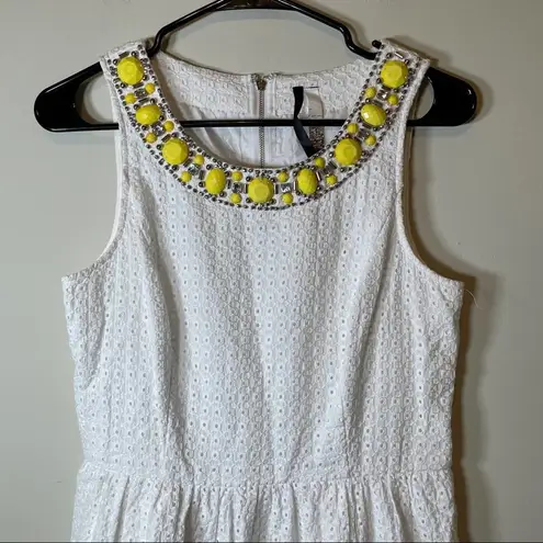 Kensie  White Yellow Jeweled Shift Embroidered Sleeveless Dress Size S