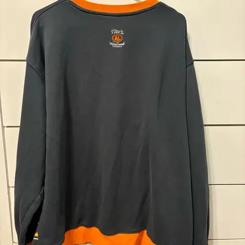 Tito’s Handmade Vodka Embroidered Crewneck Gray Size XXL - Image 3