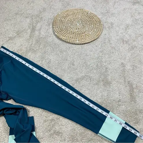 Cotopaxi Women’s Cerro Travel Tight Leggings in Indigo Size XL