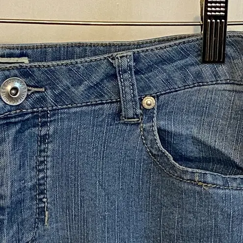 Route 66 women's bootcut jeans Flap Embroidered Back Pockets Size 7/8