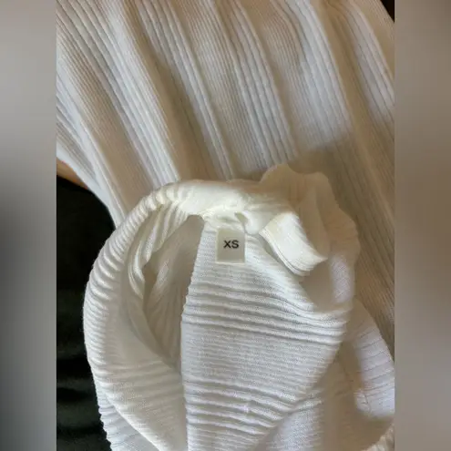 KHAITE Lenora Ribbed Long Sleeve Crew Neck Top Cream Size XS