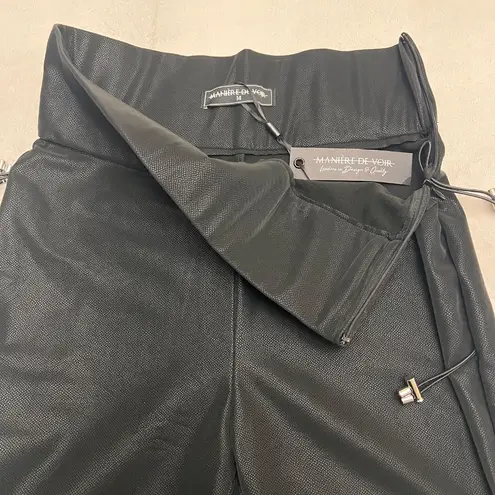 Maniere De Voir NWT Black Faux Leather Leggings Pants w/ Side Toggles Size 14