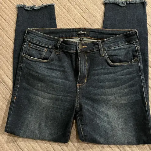 sts blue  Skinny Ankle Jeans with raw hem Sz31