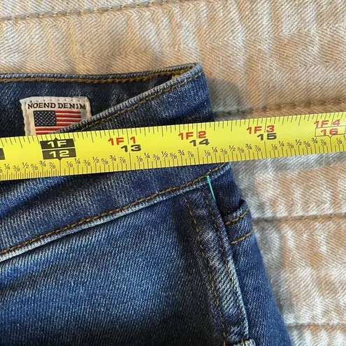 NoEnd Denim Farrah Kick Flare Jeans Sz 27 Med. Dark Wash Frayed High Low Hem USA Blue