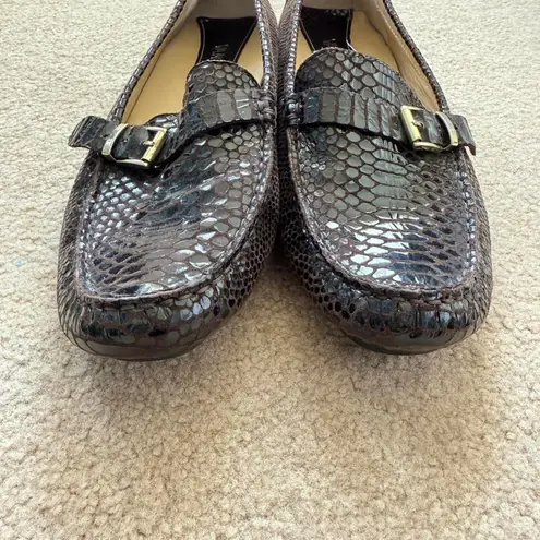 Vaneli Brown Snakeskin Embossed Leather Moccasin Driving Loafers Buckle Size 9