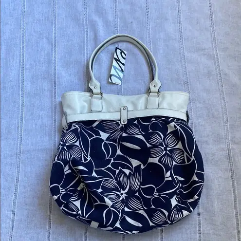 Emilie M NWT Floral Navy and White Shoulder Bag. Blue