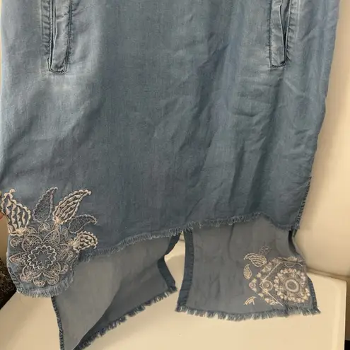 Billy T BT Chambray Dress Womens SzMedium Ombre Embroidered Boho Coastal Beach Blue Size M