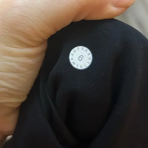 Lululemon  Woven Black On The Fly Skirt