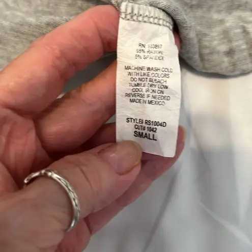 Bluheaven Beatles “Let it Be” lyrics size small open back grey tank top EUC