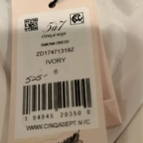 Cinq à Sept Cinq a Sept Simona Dress in Ivory Size 6 NWT