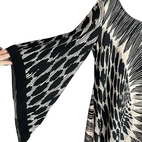 Bisou Bisou  Batwing Dress