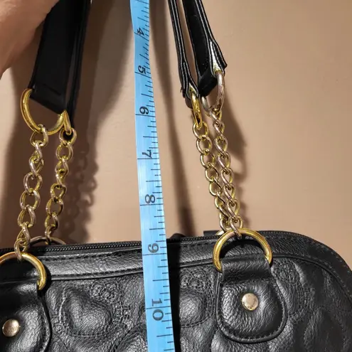 Lounge Fly Hello Kitty Sanrio 2014 Black Quilted Faux Leather Bag