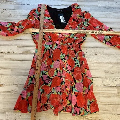 Boohoo NWT Floral Ruffle Boho Dress