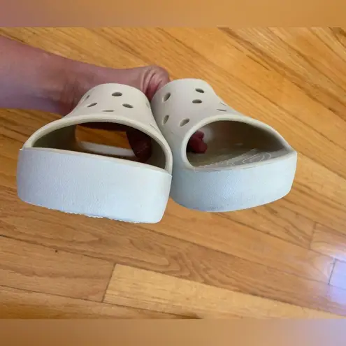 Crocs  classic platform slides Sandals size 9 - Image 8