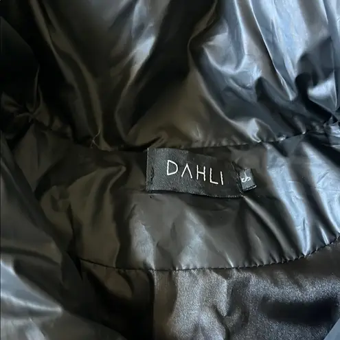 Glossy Black Cropped Puffer Jacket with High Collar