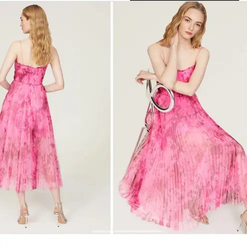 Monique Lhuillier ML
Tulle Dress