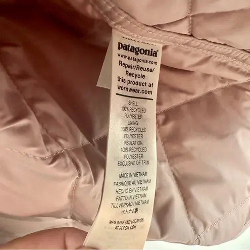 Patagonia  Women's Diamond Quilted Bomber Hoody Size S