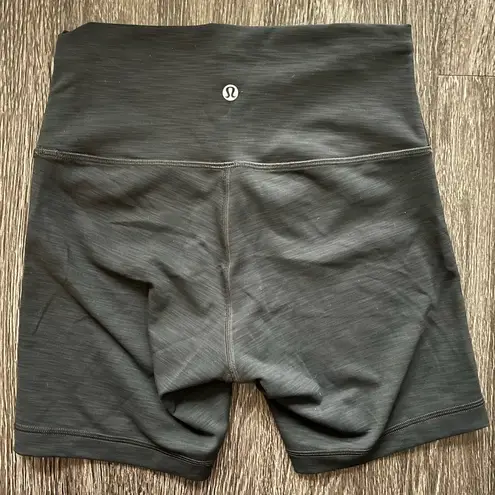 Lululemon Wunder Train High Rise Short 6”