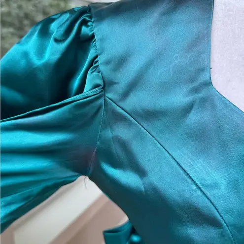 Vintage 80s Dk Green Satin Backless Oversized Bow Floor Length Prom Dress AS IS Size undefined