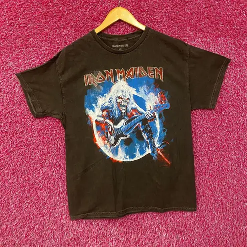 Iron Maiden Fear Of The Dark Album Cover Eddie T-Shirt Medium