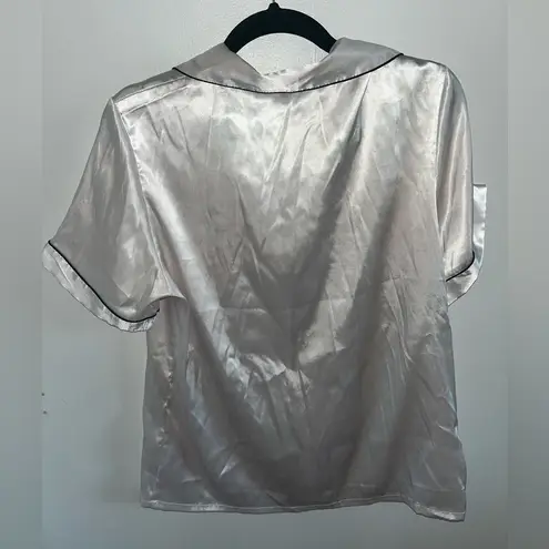 White Linen Pj Button Up Top and Shorts Set Size M - Image 3