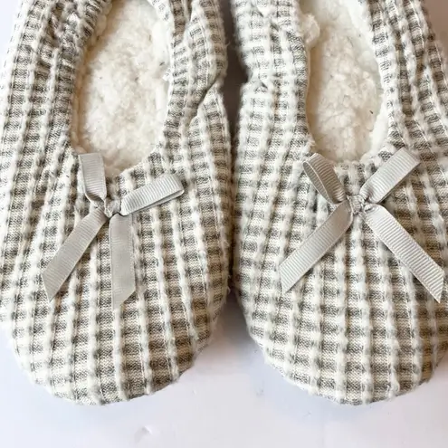 JOYSYUN Waffle Slippers Faux Fur Lined Bow Detail Cozy Slip On L Travel Home White Size 9