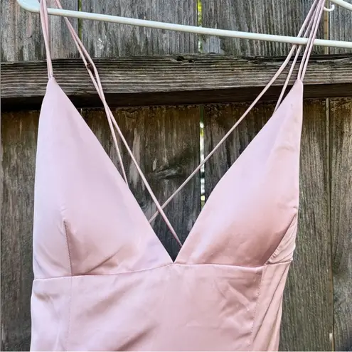 Meshki NWT Elizabeth Satin Strappy Back
Maxi Dress Dusty Pink Size Small