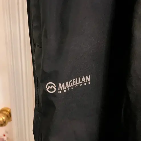 Magellan outdoors Magellan Outdoor Ladies Black Outdoor Recreation Pants