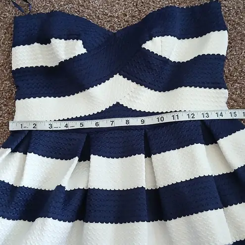 Sans Souci NWT blue and white striped fit& flare mini dress size large
