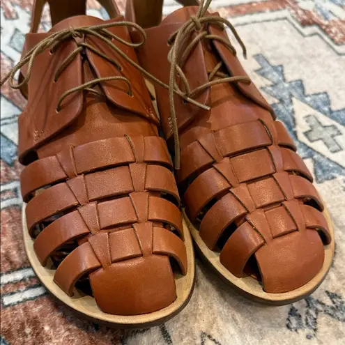 Gentle Souls NWOT Tan Leather Footwear size 7