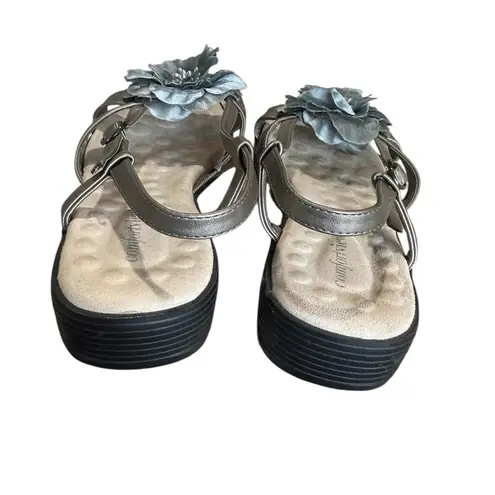 Comfortview Women's Silver Sandals with Floral Accent