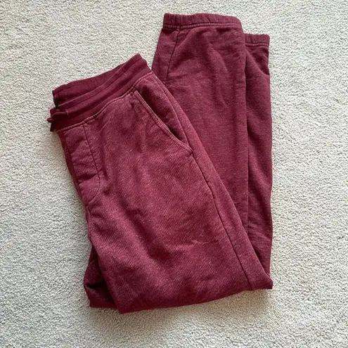 Patagonia  Burgundy Sweatpants Size Small