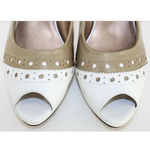 Van Eli Vitula White Taupe Leather Platform Heels Size 10