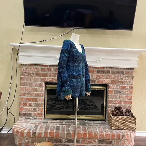 BKE blue multipatterned button down long sleeve top / L / Excellent condition - Image 8