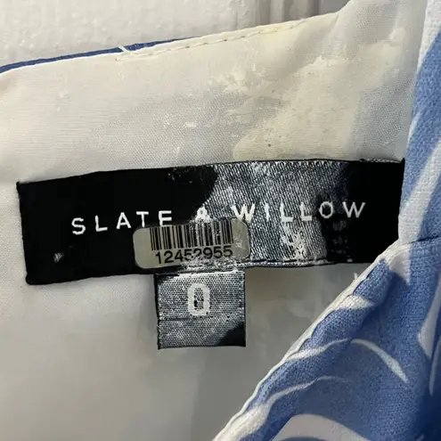 Slate + Willow  Blue & White Palm Print Button Detail Flutter Sleeve Romper