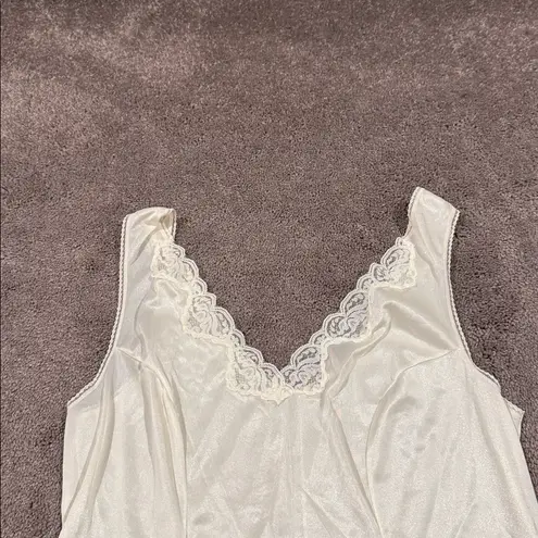 Ivory Slip Camisole Top SIZE M Size M