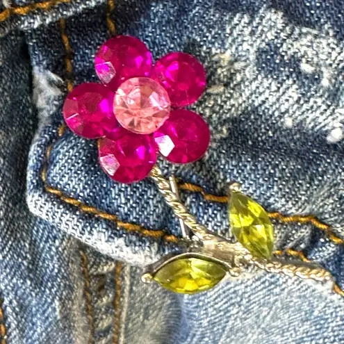 Vintage Flower Brooch & Mossimo Denim Jacket Size XXL Bohemian Fall Distressed Blue