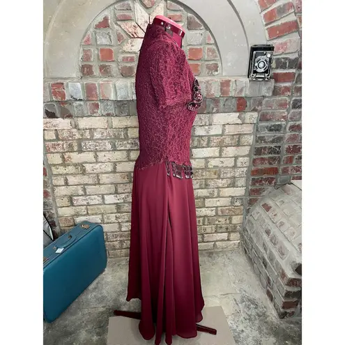 formal dress prom maroon wine red lace beaded fringe Size M