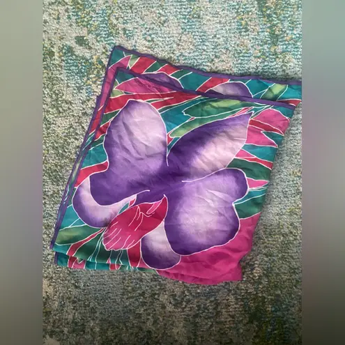 Oscar de la Renta Vintage silk pink purple floral large square head neck scarf