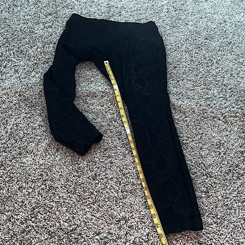 I.N.C. International Concepts Snake Print Pull On Black Skinny Pants Stretchy 6