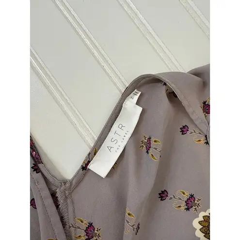 ASTR  The Label Mauve Purple Floral Paisley Print Cold Shoulder Romper Size M - Image 4