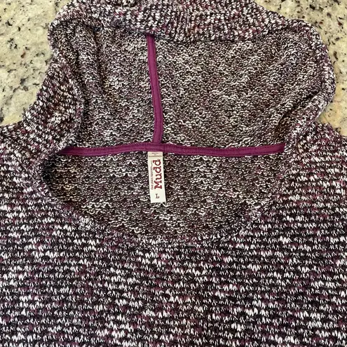 Mudd  Textured Knit Hoodie in Purple and White