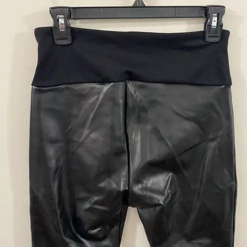 Spanx Red Hot by  very black all over faux leather leggings wide waistband sz M