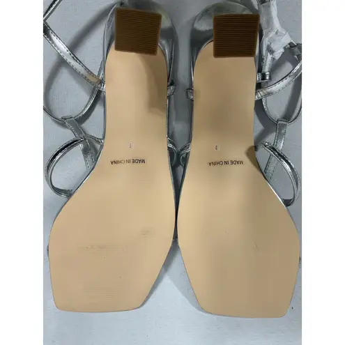 Womans NWOT Modatope Strappy Open Toe Slingback Formal Sandals 10 Silver