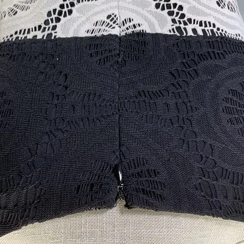 London Times Crochet Overlay Cream and Black Block Yoke Dress Size 12