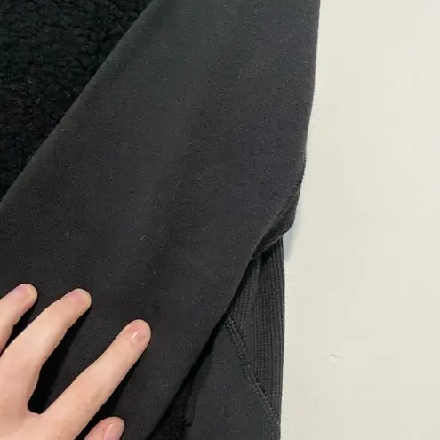 Lululemon  Stand Out Sherpa Jacket‎ in Black Size 4 - Image 6