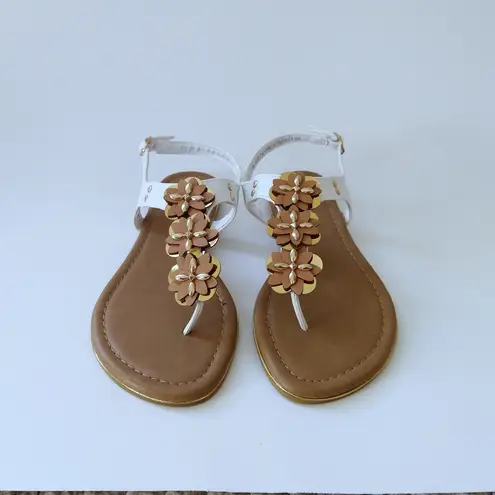 Madeline Stuart Flats Sandals Size 8