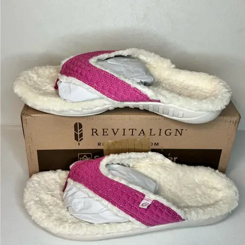 The Comfy Spenco Footwear Yumi Coco Slipper fuschia outdoor casual classic cozy